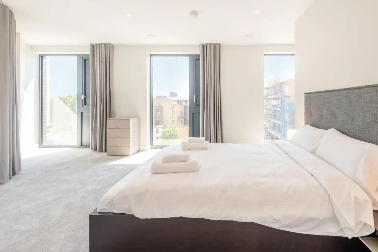Modern Apartments In Brentford 2 Minutes Walk From Kew Bridge Dış mekan fotoğraf
